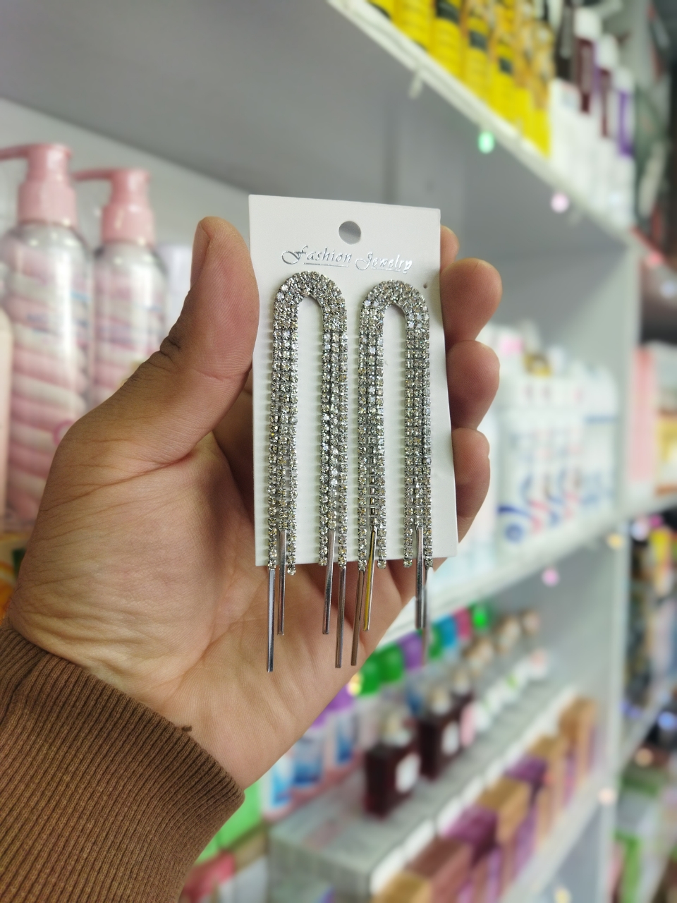گوشواره آویز مجلسی نگین دار - طرح شماره 8